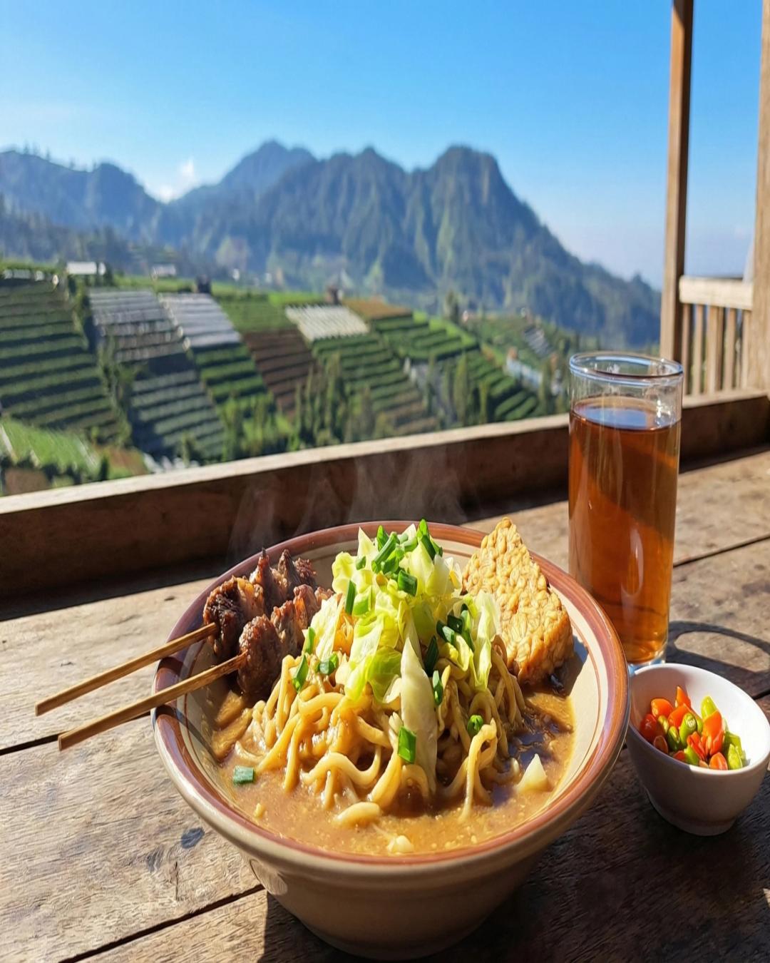 kuliner-khas-dieng-10-makanan-dan-minuman-yang-wajib-dicoba-saat-berkunjung